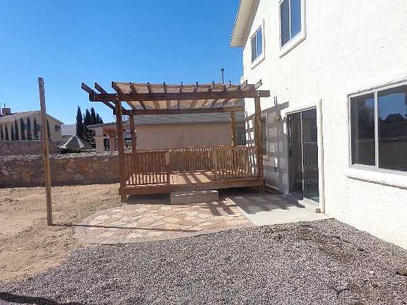3rd image of 14076 Tierra Delfin Dr