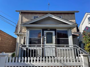 13880 Francis Lewis Blvd, Rosedale, NY 11422