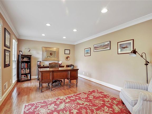 5th image of 3973 Glen Meadow Dr