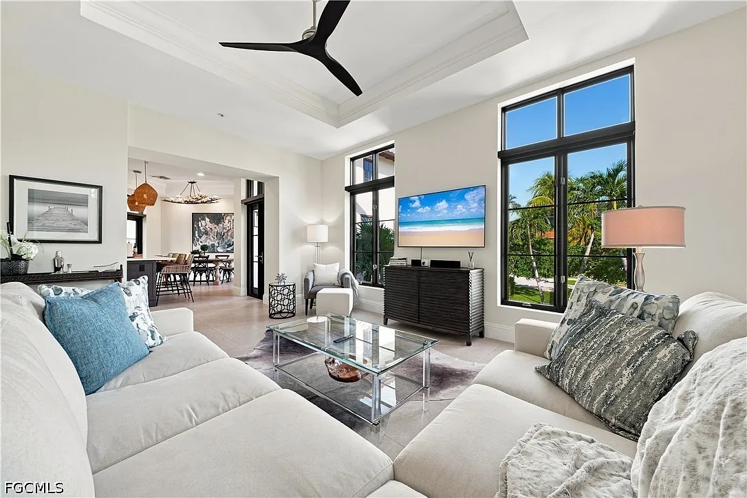 3 bed, 3.0 bath, 2321 sqft, $20,000 — Photo 1