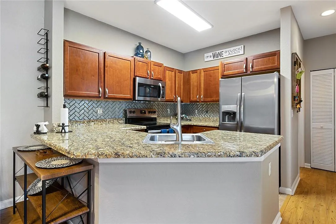 Building Photo - 4809 N Wickham Cir #A