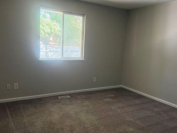 4th image of 3232 W Nevada Pl