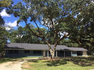 192 County Road 698b, Angleton, TX 77515