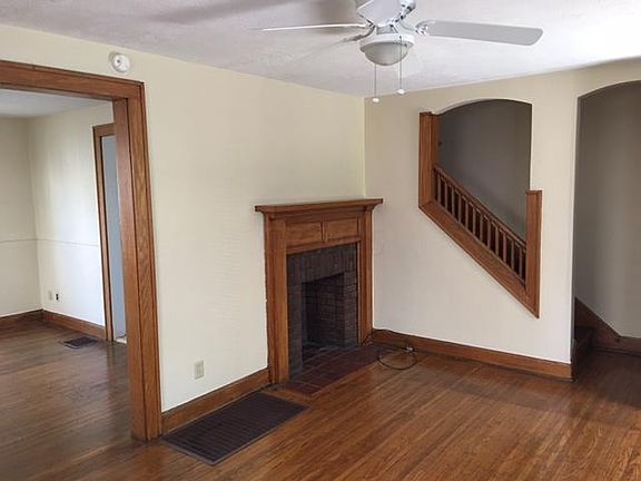 2nd image of 1416 Haines Ave
