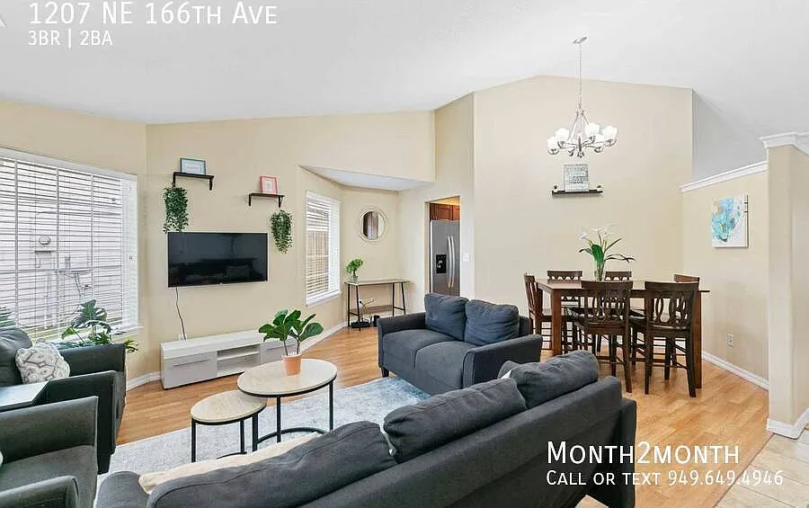Cascadia Comfort Home on 166th — Photo 3