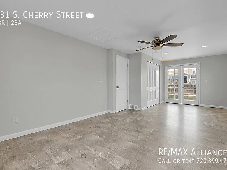 231 S Cherry St — Photo 25