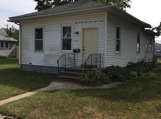 421 9th Ave SW, Cedar Rapids, IA 52404