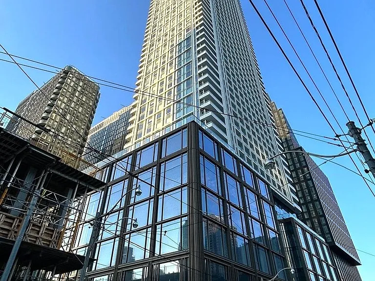 88 Queen St E #1209 — Photo 1