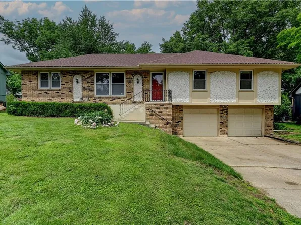 16816 E Erin Ln, Independence, MO 64055