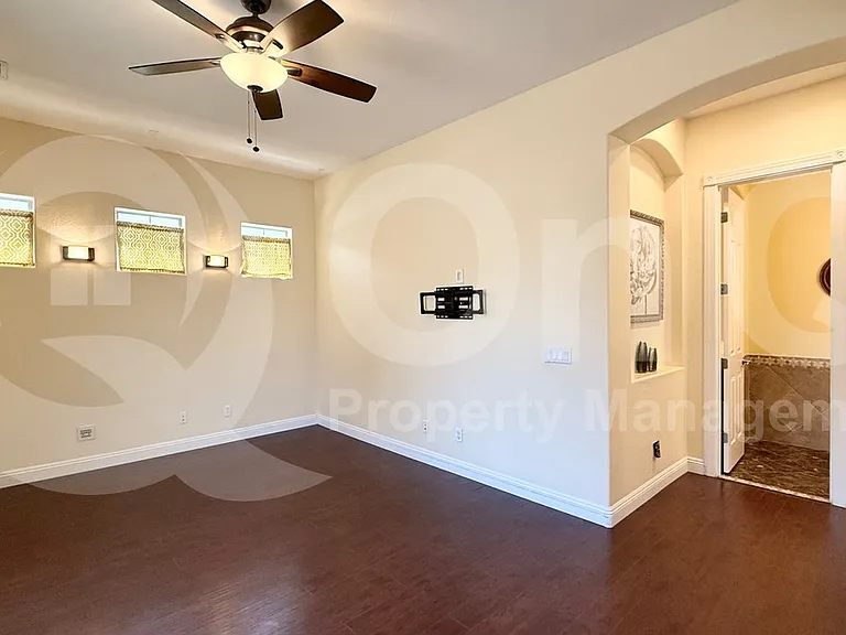 3137 E Fandango Dr — Photo 8