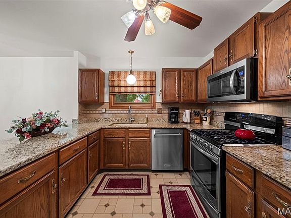 5th image of 1316 Holgate Dr Unit F1