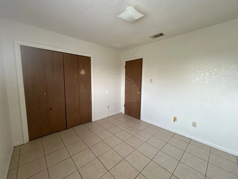 4209 Water St — Photo 16