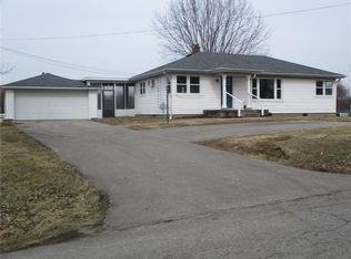 802 E 150 S, Crawfordsville, IN 47933