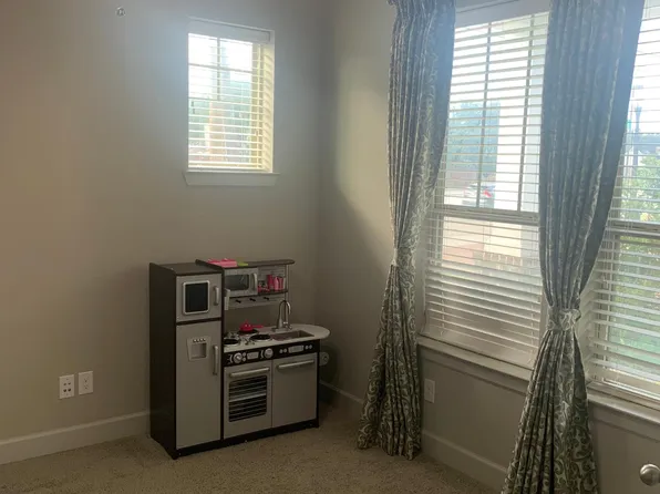 1000 Moonstone St, Carrollton, TX 75007