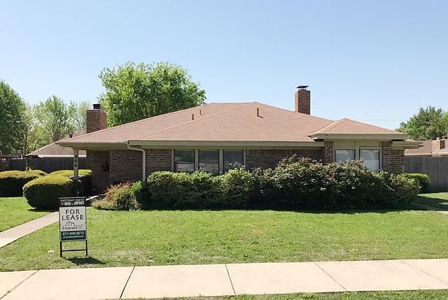 1st image of 804 Wildwood Ln