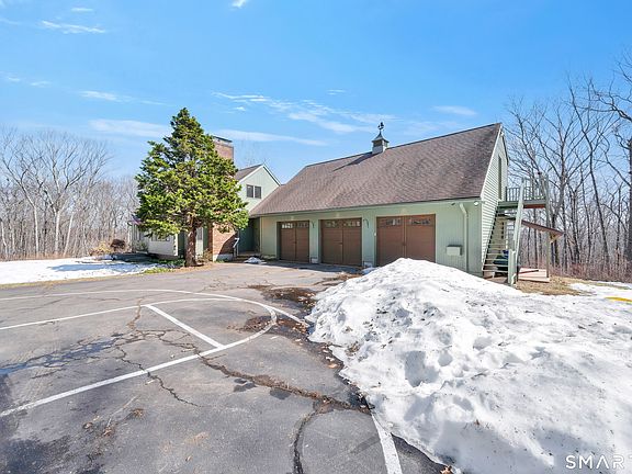 5th image of 217 Old Post Road