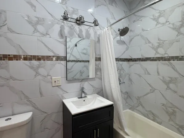 69-31 Myrtle Avenue image 8 of 15