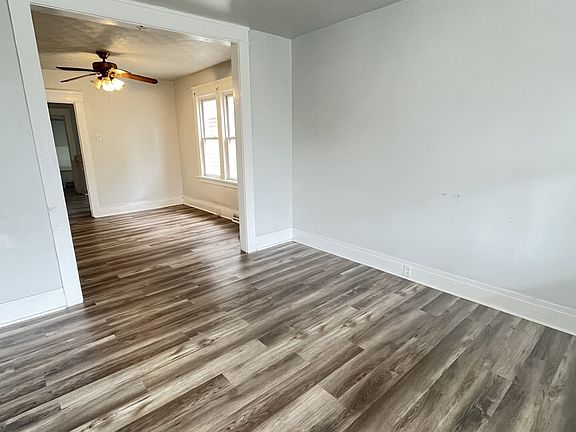 4th image of 2099 Niagara St APT 1