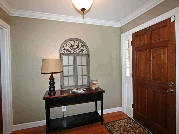 3rd image of 2747 Jo Beth Dr