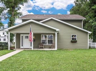 105 W Adams St, O'Fallon, IL
