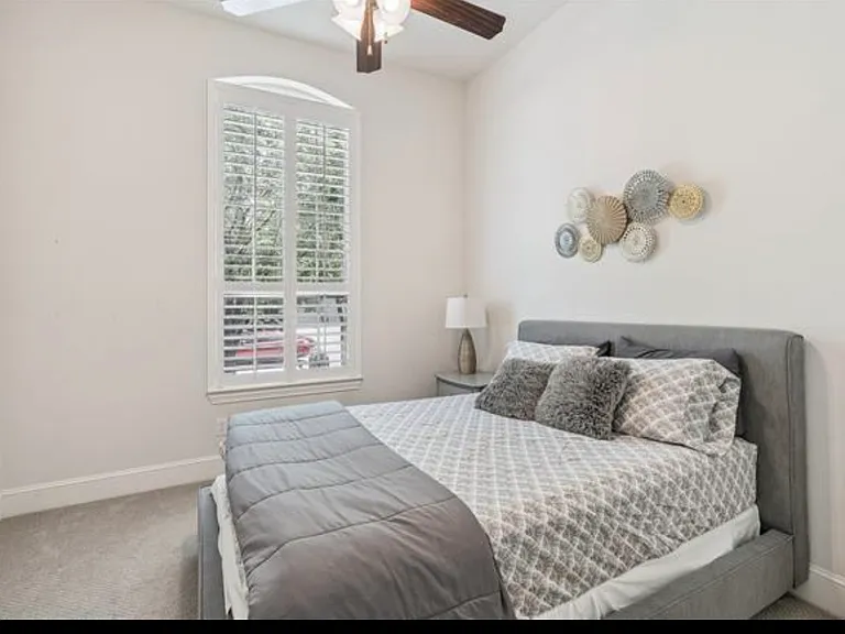 329 Hitch Wagon Dr — Photo 10