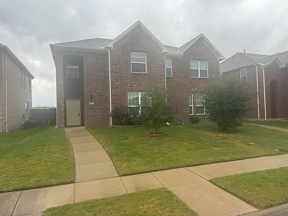 1st image of 831 Jamie Dr