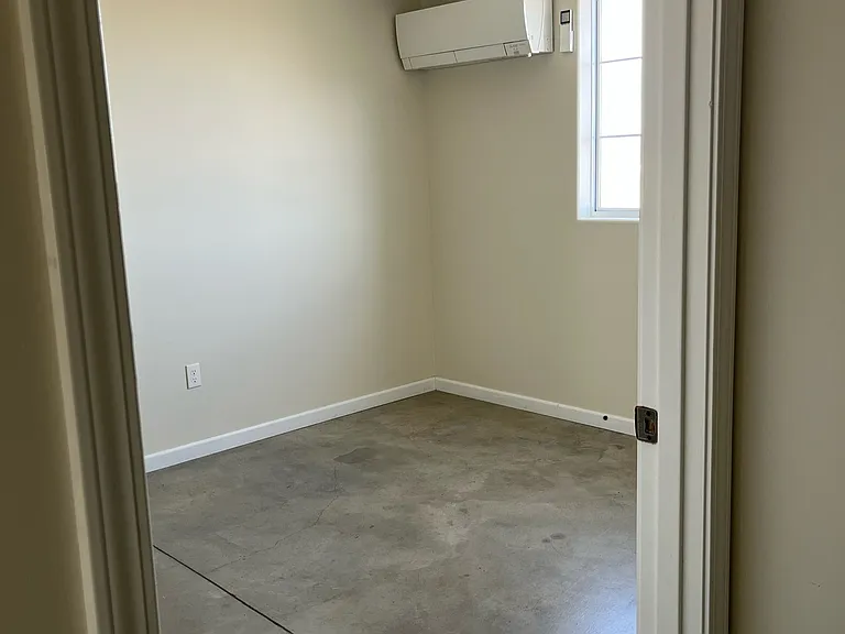 15065 SW 20th St — Photo 7