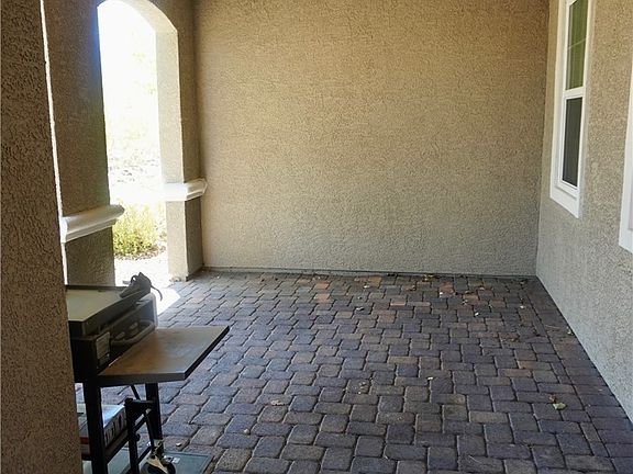 5th image of 2828 Alenga St