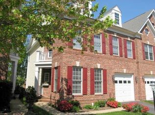 4334 Delegate Ct, Fairfax, VA 22030