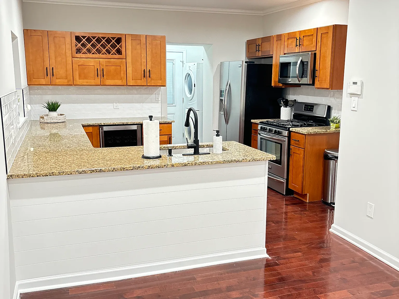 311 Cotton St — Photo 4