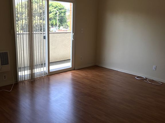 3rd image of 5650 York Blvd APT 106