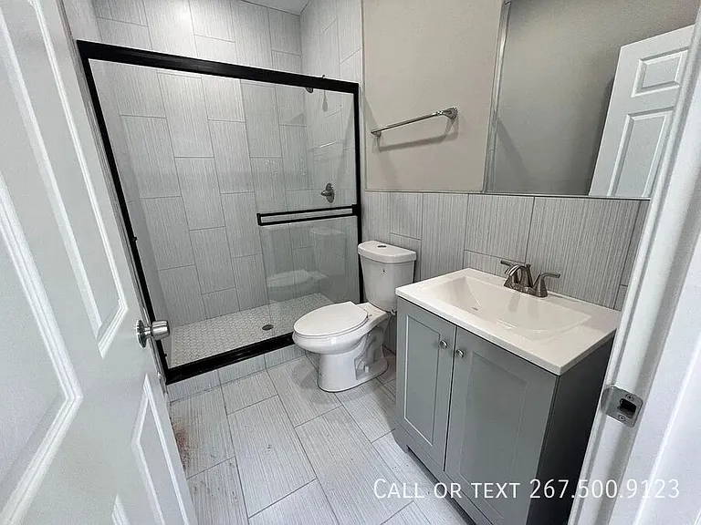 1230 N Marshall St #2F — Photo 4