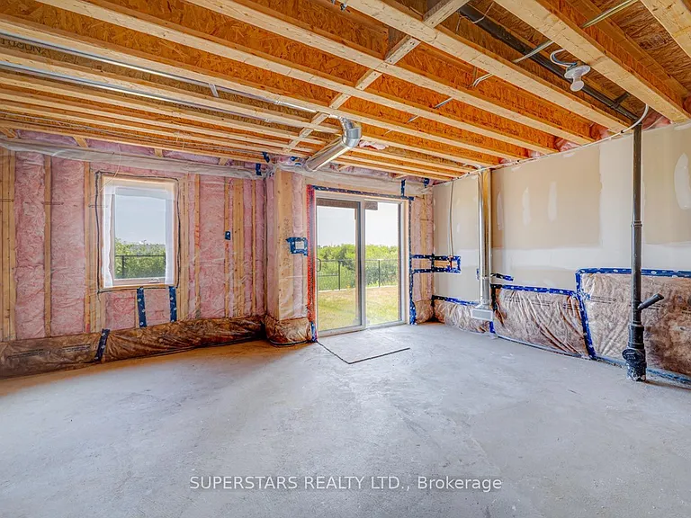 33 John Dallimore Dr — Photo 16