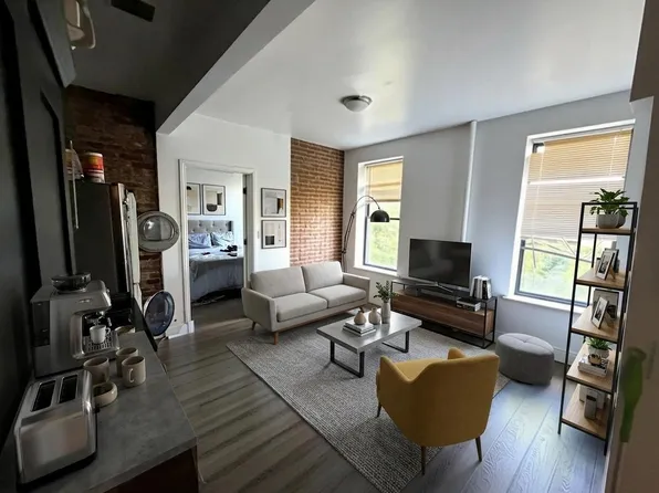 211 Avenue A, New York, NY