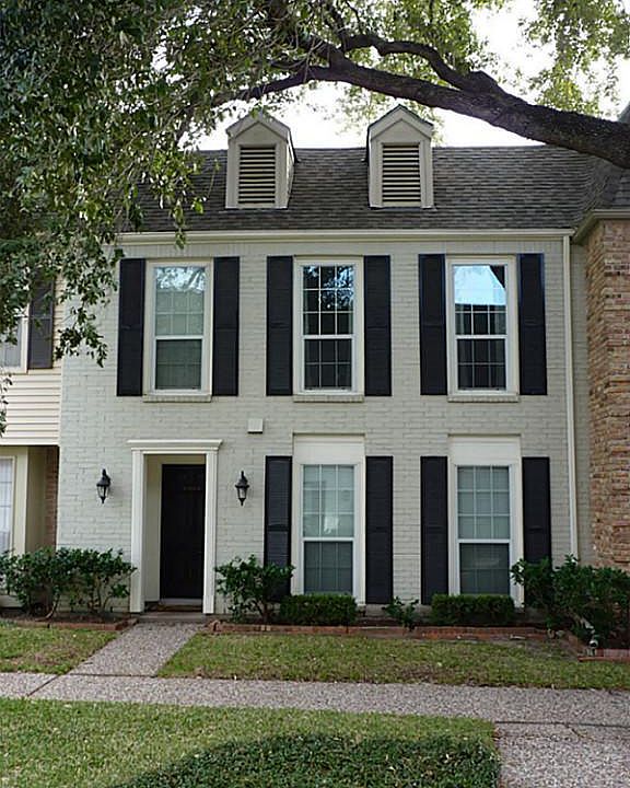 1st image of 13060 Trail Hollow Dr #3060