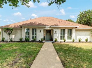 9709 Amberley Dr, Dallas, TX 75243