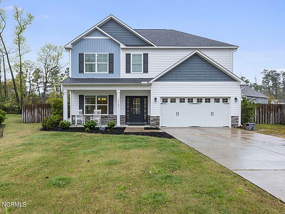2nd image of 10121 Belville Oaks Lane