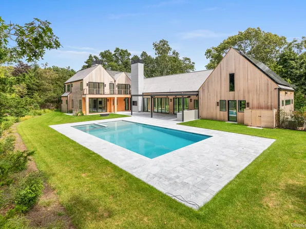 141 A Old House Landing Road, East Hampton, NY 11937