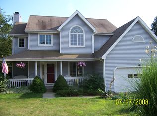 45 Overlook Ave, Groton, CT 06355