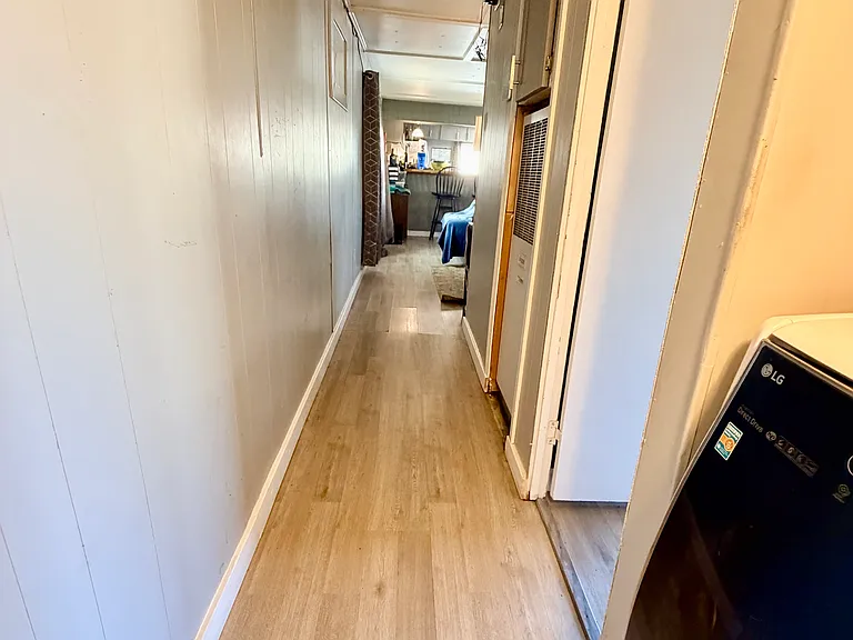 306 E 41st St #10 — Photo 7