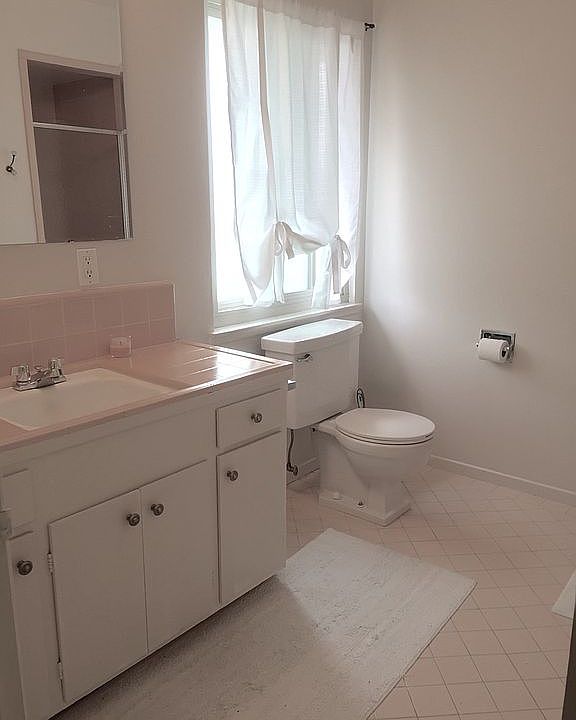 Upstairs bathroom