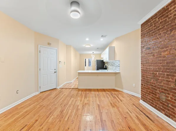 378 Baldwin Avenue image 16 of 18