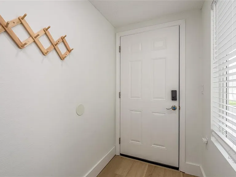 320 Island Way #209 — Photo 7