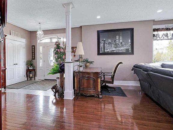 5th image of 21 N Rosedale Ave