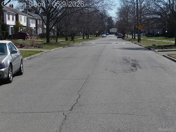 4th image of 17360 Westmoreland Rd