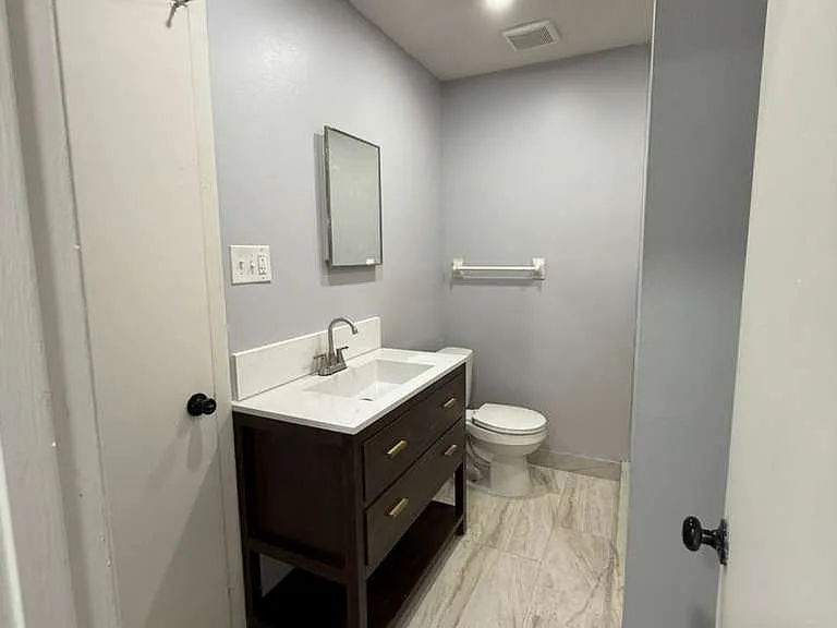 100 Park Row Ave #D — Photo 8