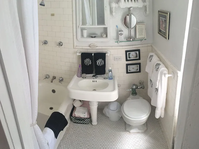 The Massee Apartments — Photo 7