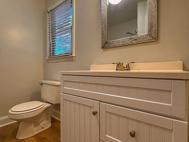 6747 Vaughn Rd — Photo 12