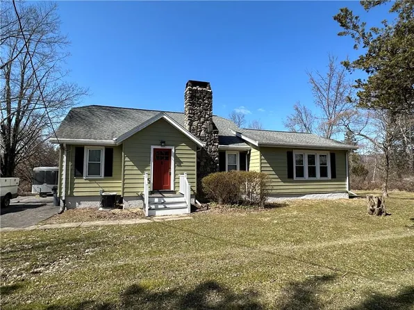 13 Spruce Road, Middletown, NY 10940