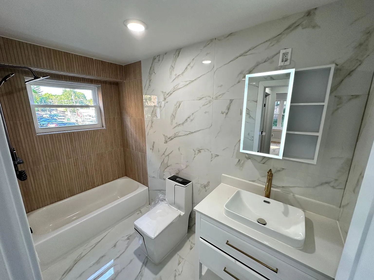 3 bed, $1,600 — Photo 4